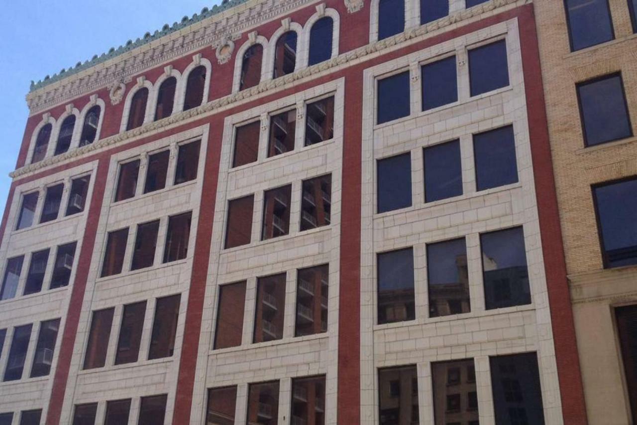 Frontdesk Aria Cultural District Lofts Downtown Pittsburgh Питсбърг Екстериор снимка